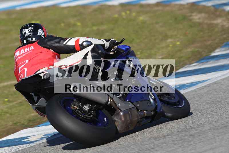 /Archiv-2023/02 31.01.-03.02.2023 Moto Center Thun Jerez/Gruppe blau-blue/backside